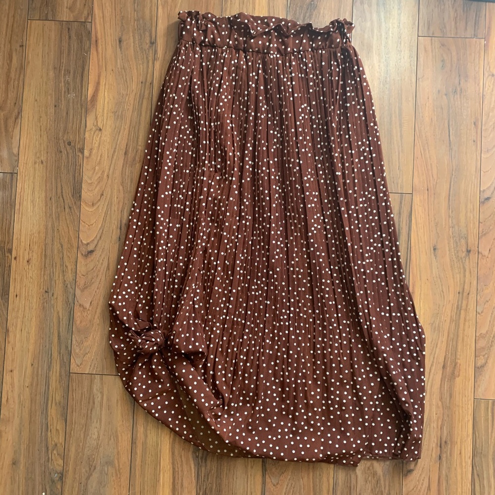 Pleated Skirt • Coffee/Brown